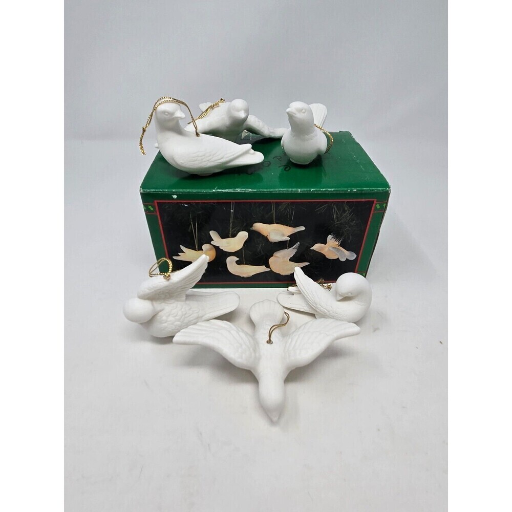 VINTAGE CHRISTMAS AROUND THE WORLD WHITE DOVE LIGHT COVERS SET OF 6 ORNAMENTS